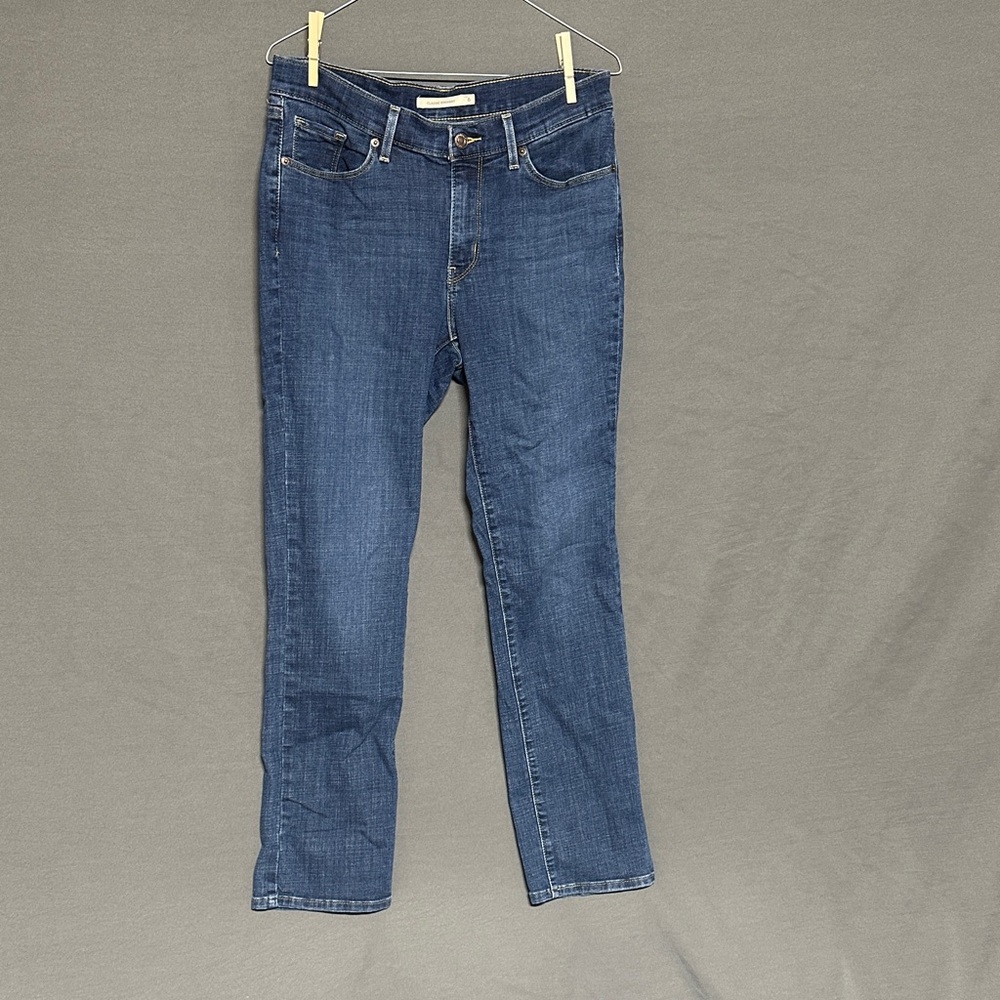 Levi's Women's Straight Leg Jeans in Deep Blue